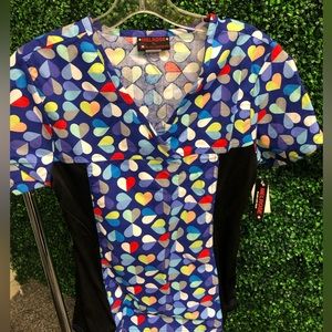 Melrose Hearts Printed Scrub top NWT size S